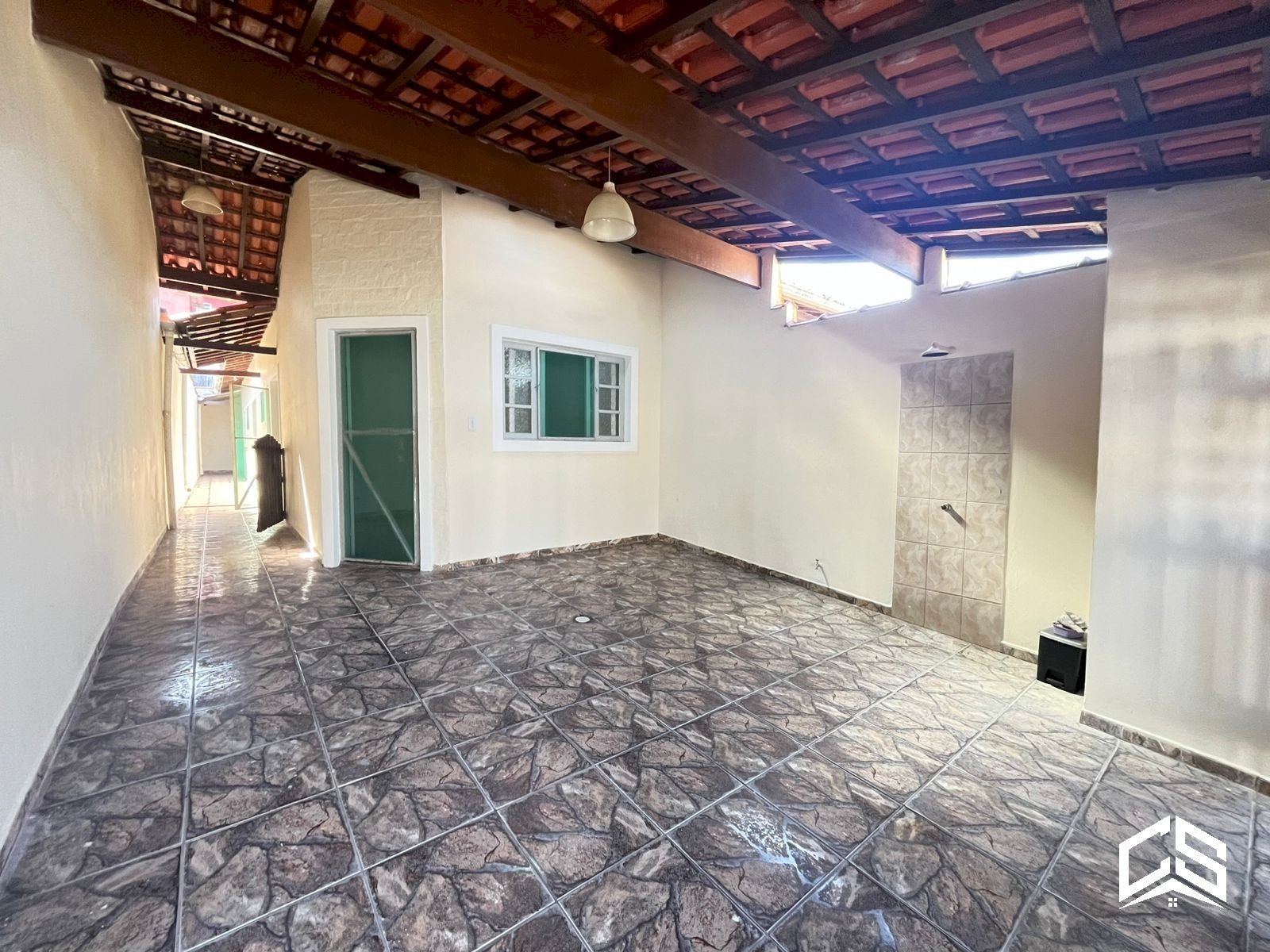 Linda casa a venda no Corumbá - com 2 dormitórios