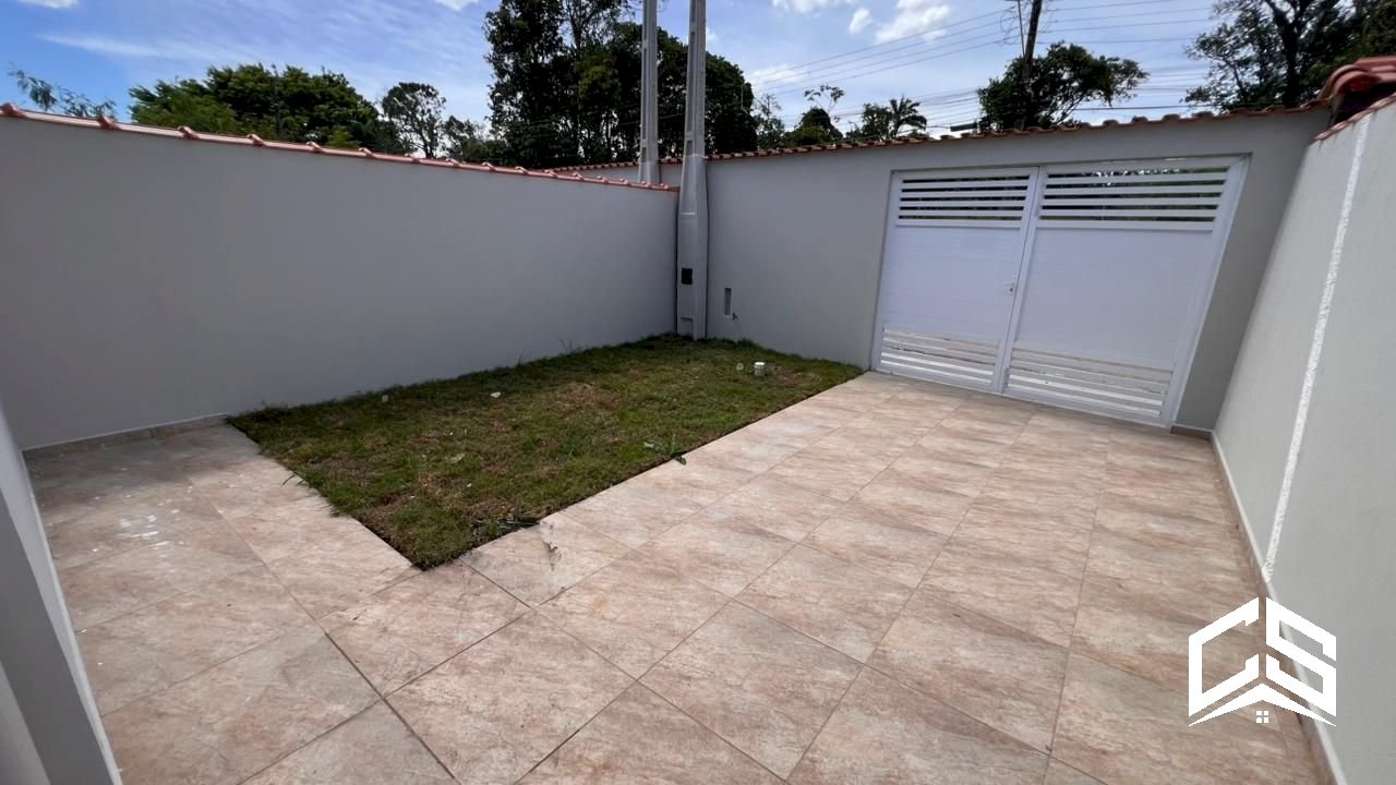 Casa à venda lado morro com 2 dormitórios