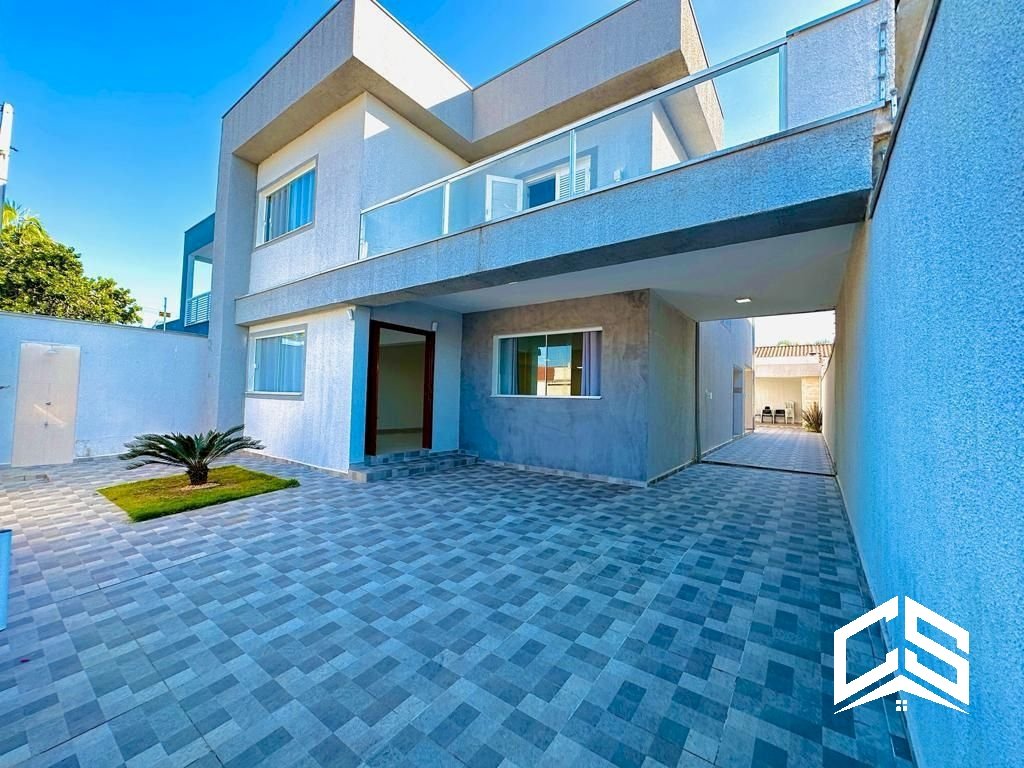 Sobrado com 4 suítes com piscina e área gourmet