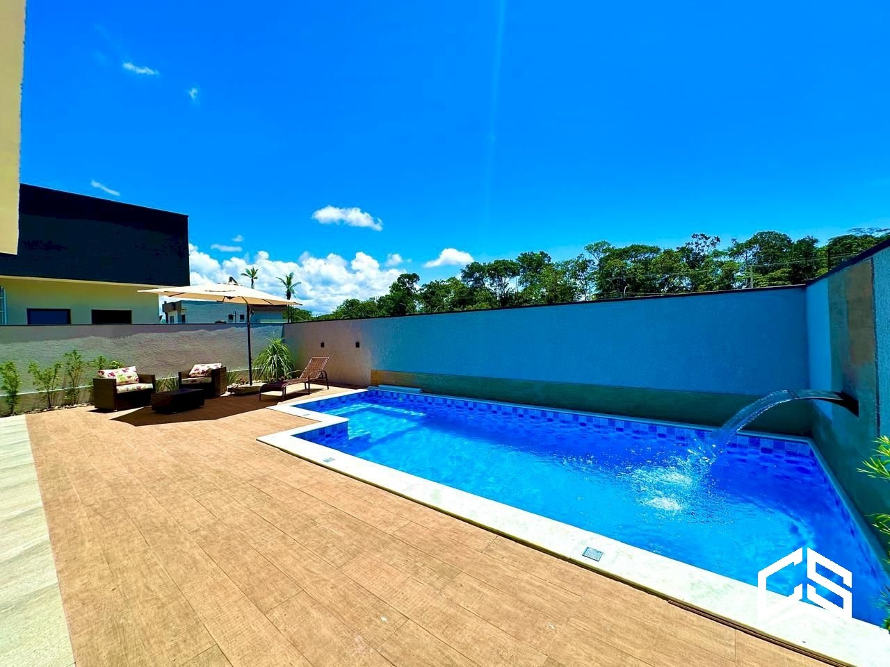 Casa alto padrão no condomínio Três Marias em Peruíbe