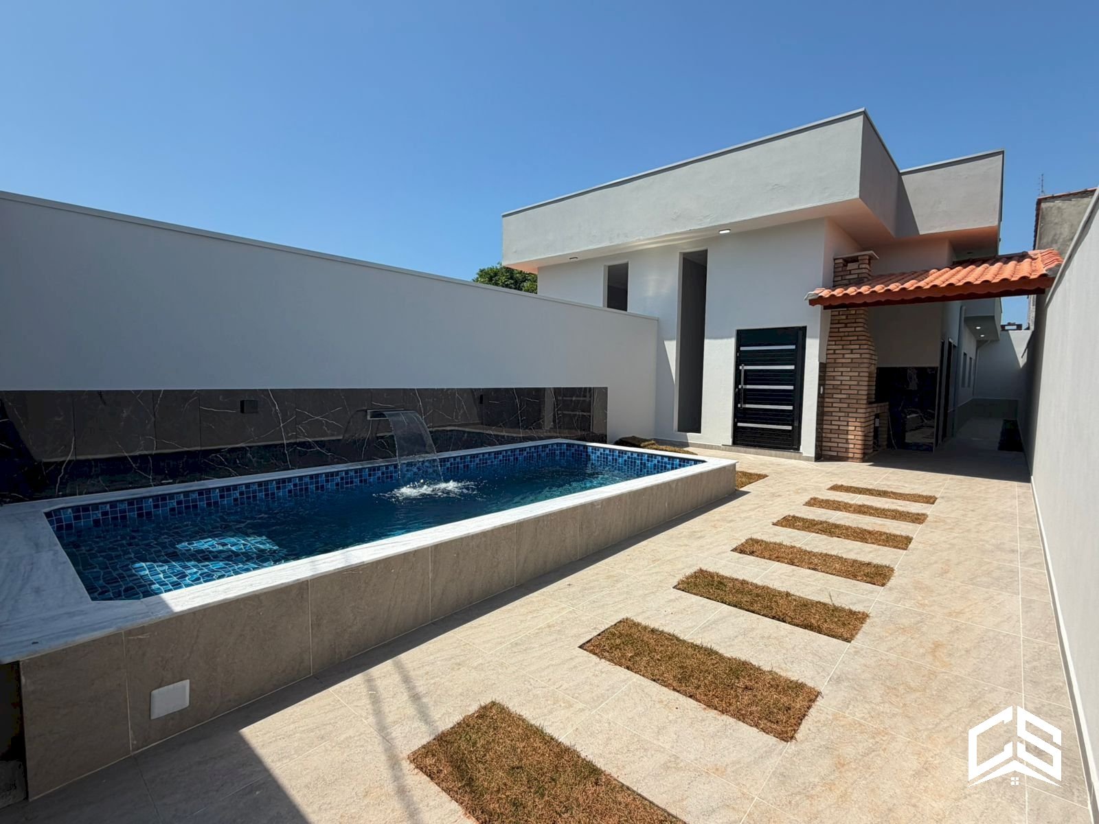 LINDA CASA A VENDA NO BOPIRANGA COM 2 DORITÓRIOS