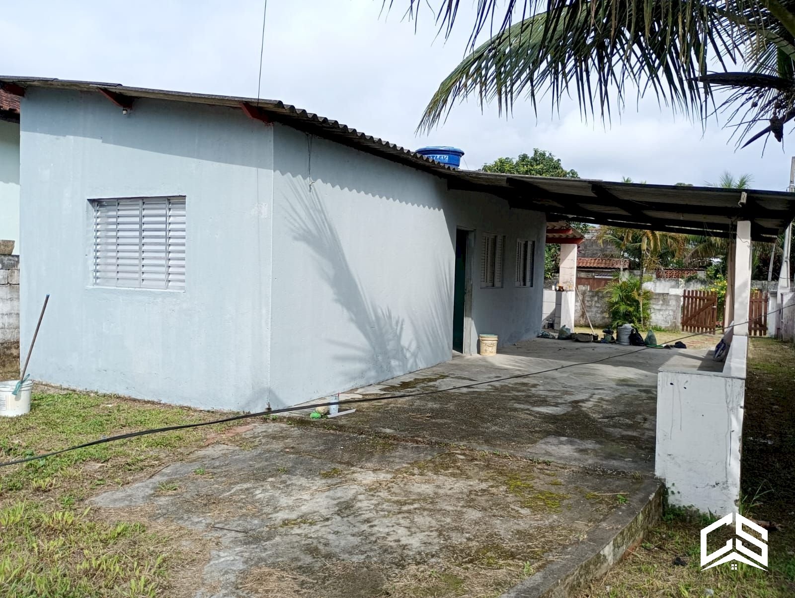 CASA A VENDA