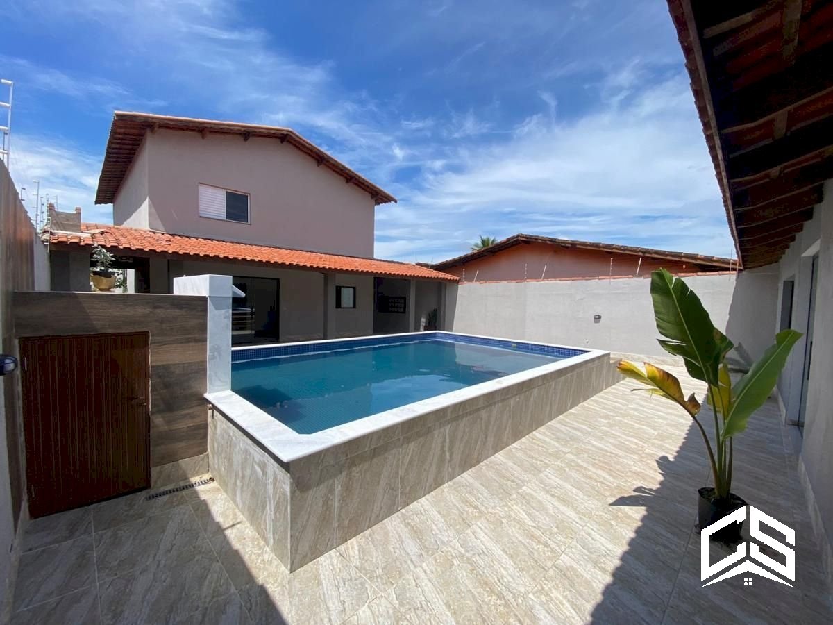 ÓTIMO IMÓVEL COM PISCINA EM ITANHAÉM/SP
