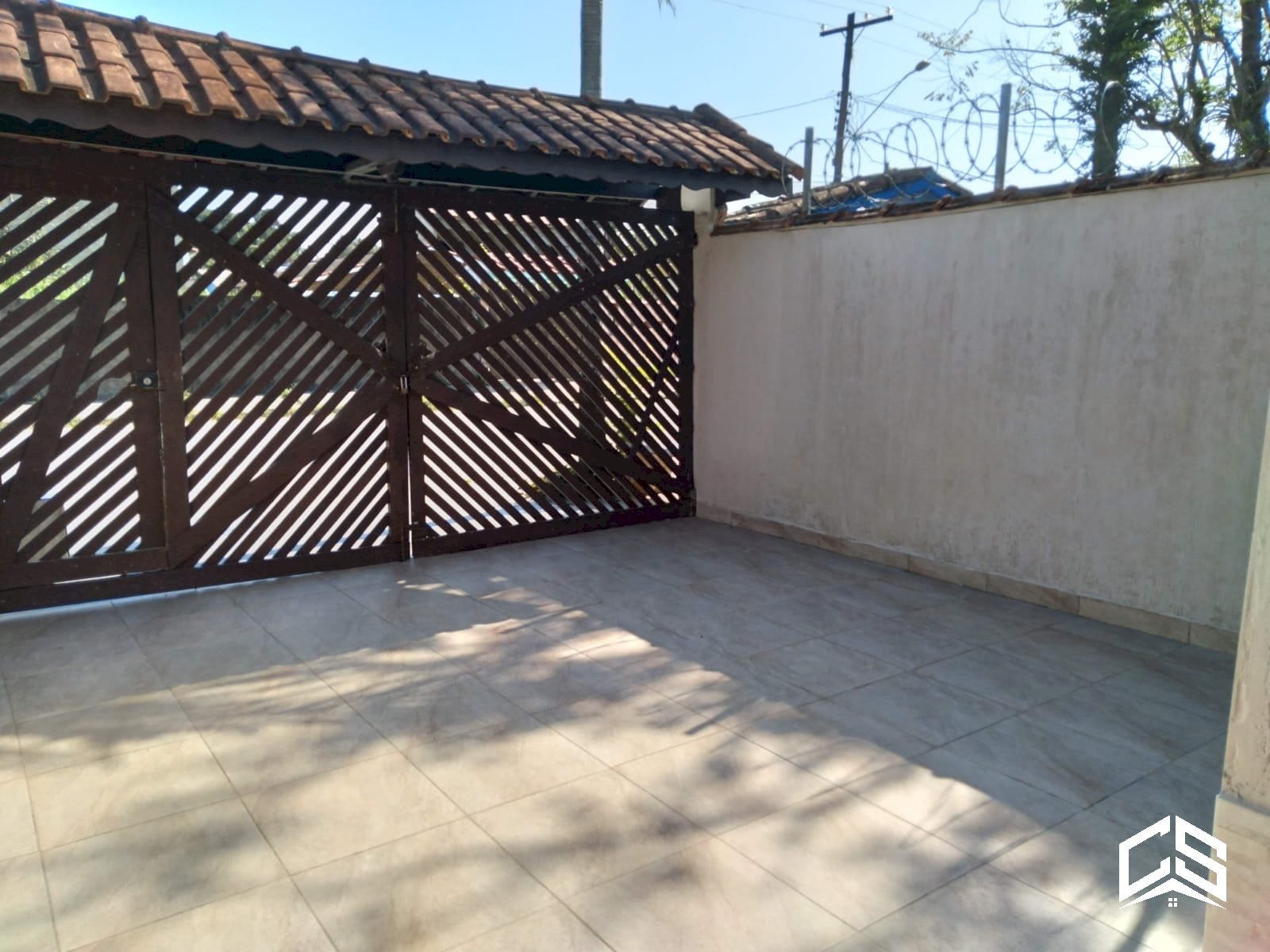 bd8a6813be2a034afd0e522f1d00c315.jpg