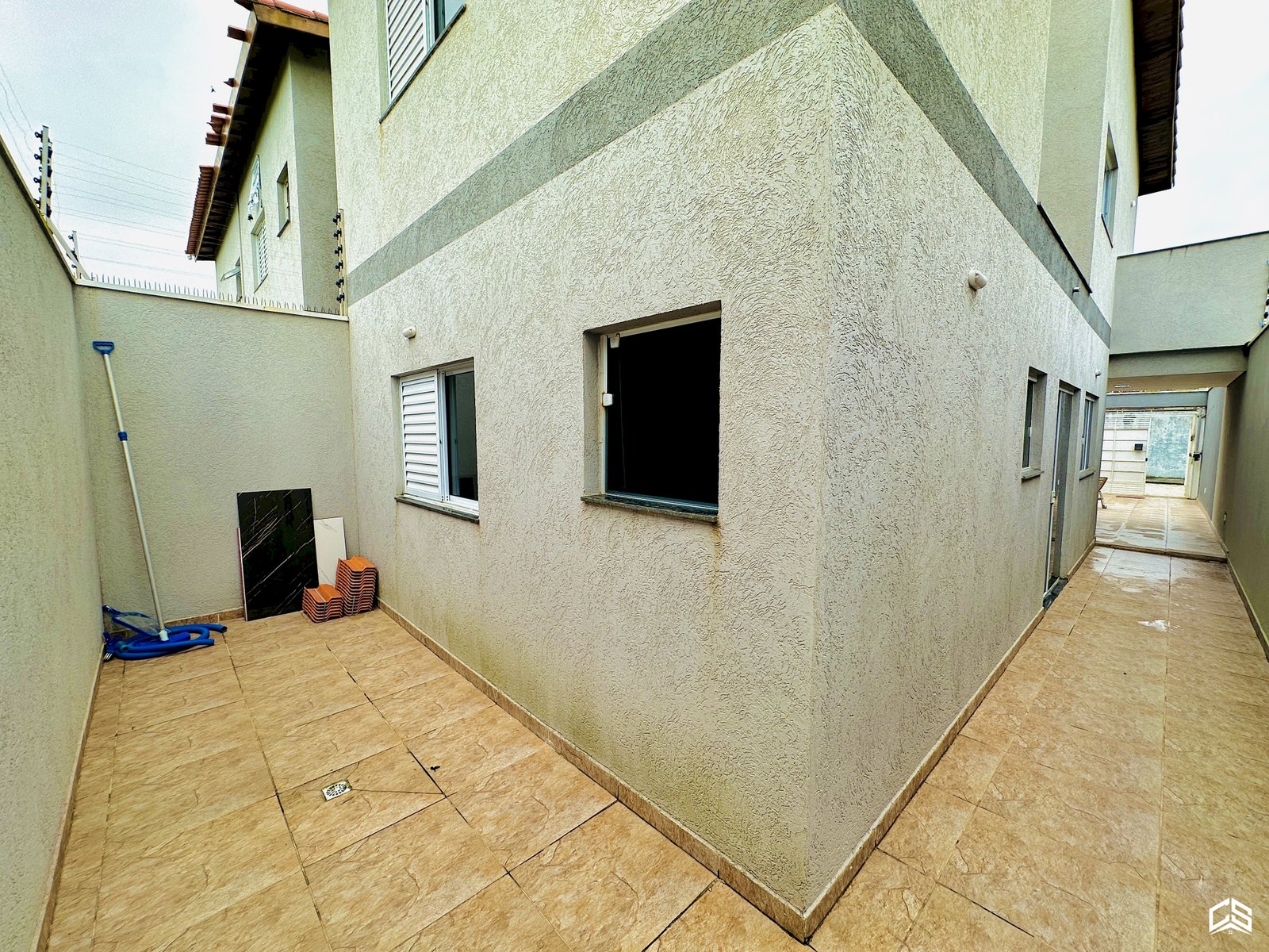 80525216deba2e5a525128dc84e8384b.jpeg